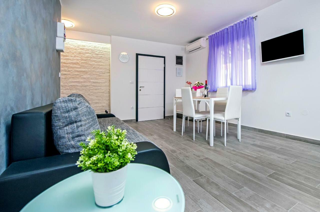 Apartment And Studio Tereza Ρόβινι Εξωτερικό φωτογραφία