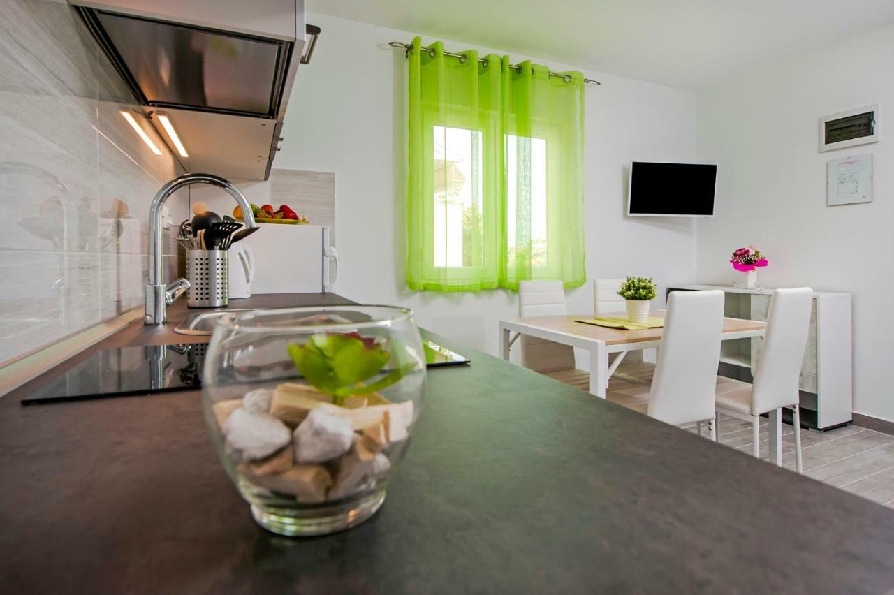 Apartment And Studio Tereza Ρόβινι Εξωτερικό φωτογραφία