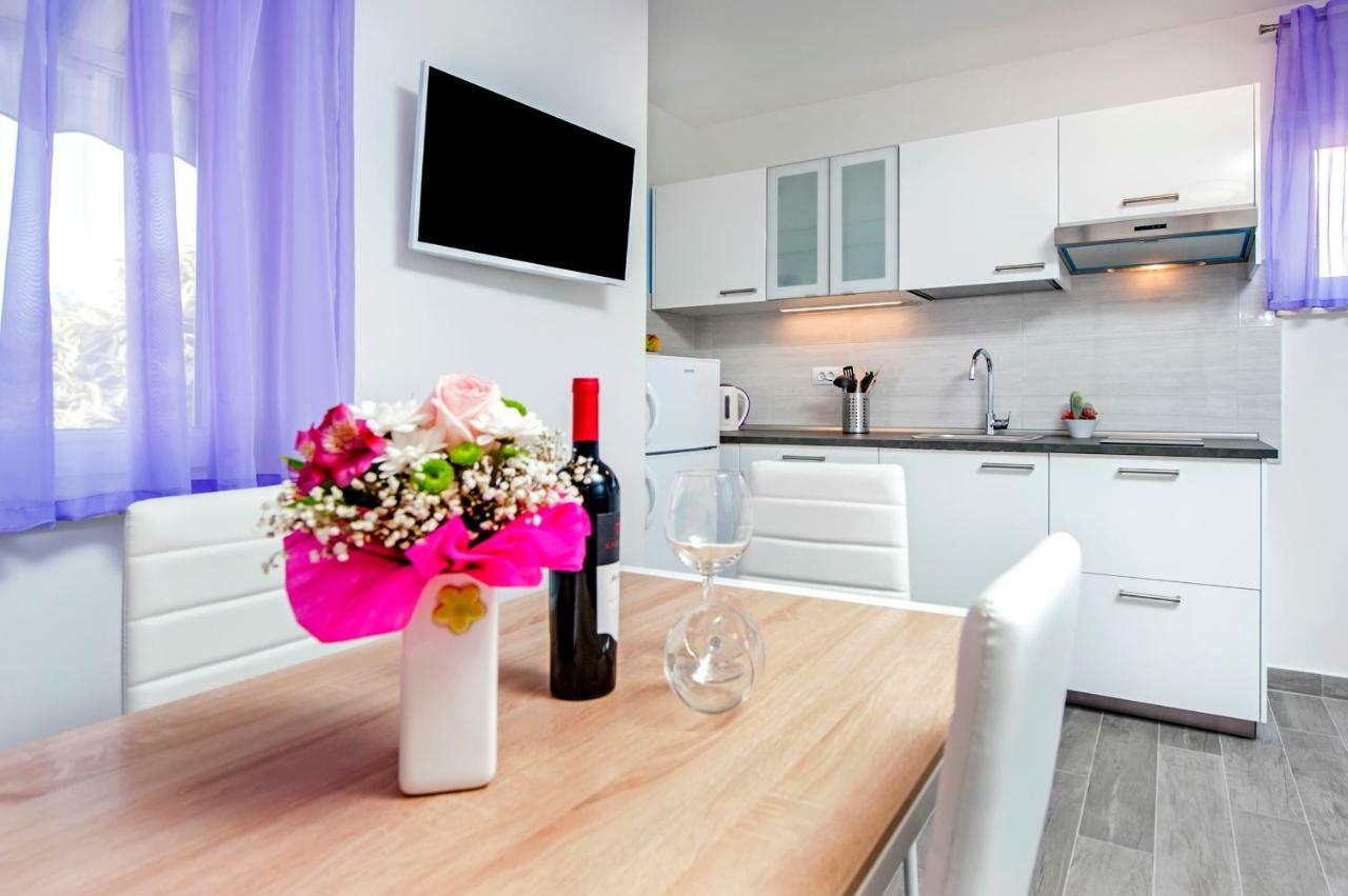 Apartment And Studio Tereza Ρόβινι Εξωτερικό φωτογραφία
