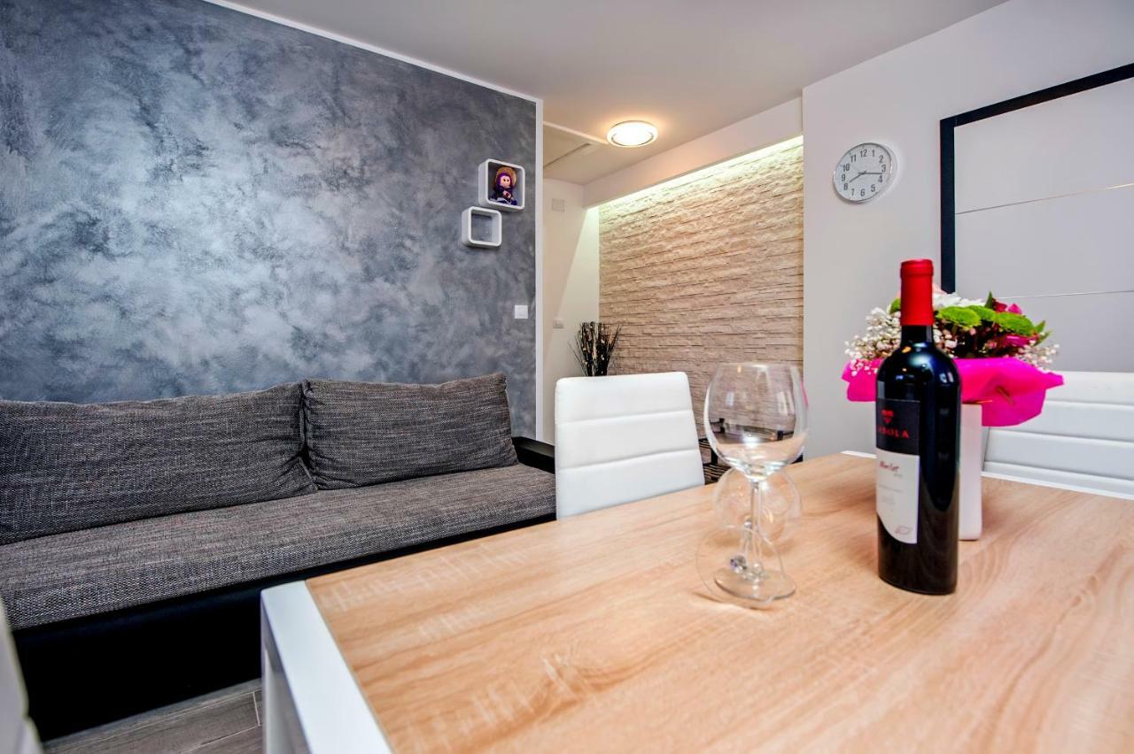 Apartment And Studio Tereza Ρόβινι Εξωτερικό φωτογραφία