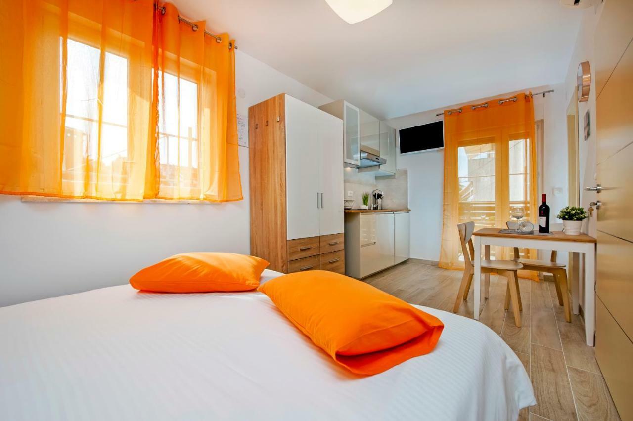 Apartment And Studio Tereza Ρόβινι Εξωτερικό φωτογραφία
