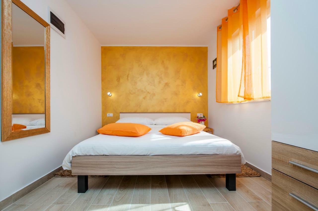 Apartment And Studio Tereza Ρόβινι Εξωτερικό φωτογραφία