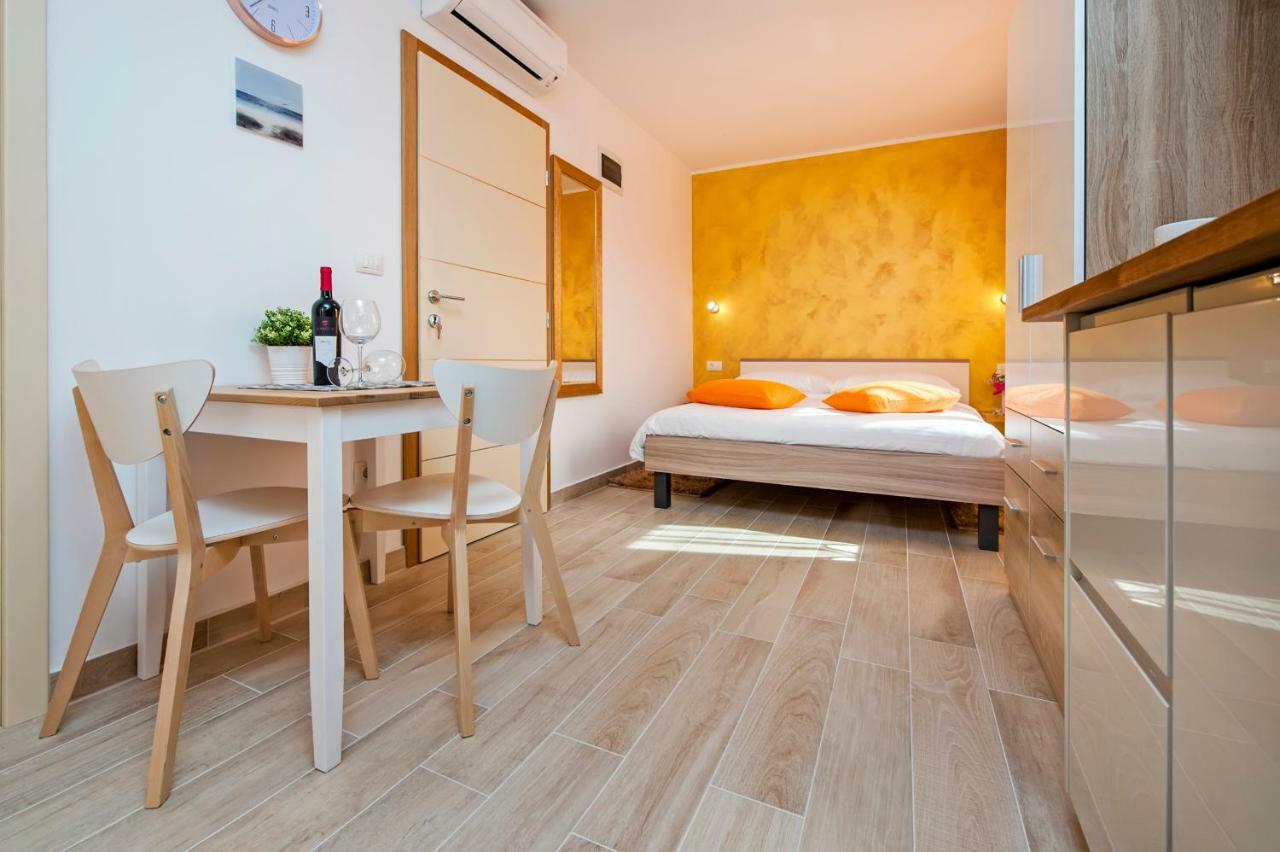 Apartment And Studio Tereza Ρόβινι Εξωτερικό φωτογραφία